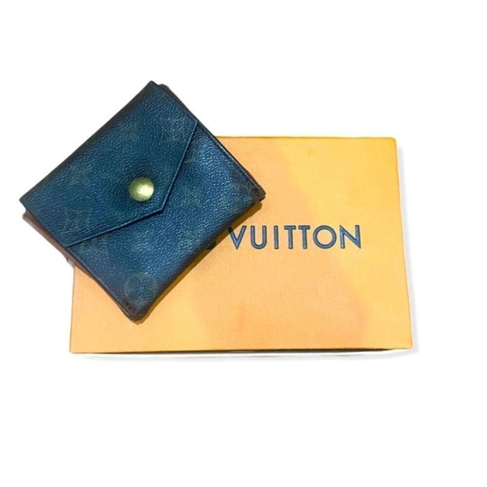 LOUIS VUITTON Vintage Monogram Elise Wallet/Coin Purse